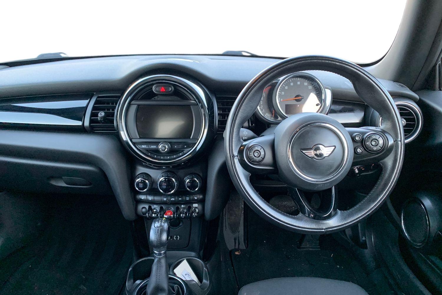 Used MINI Hatch 2017 for sale - 76857015: Photo 3