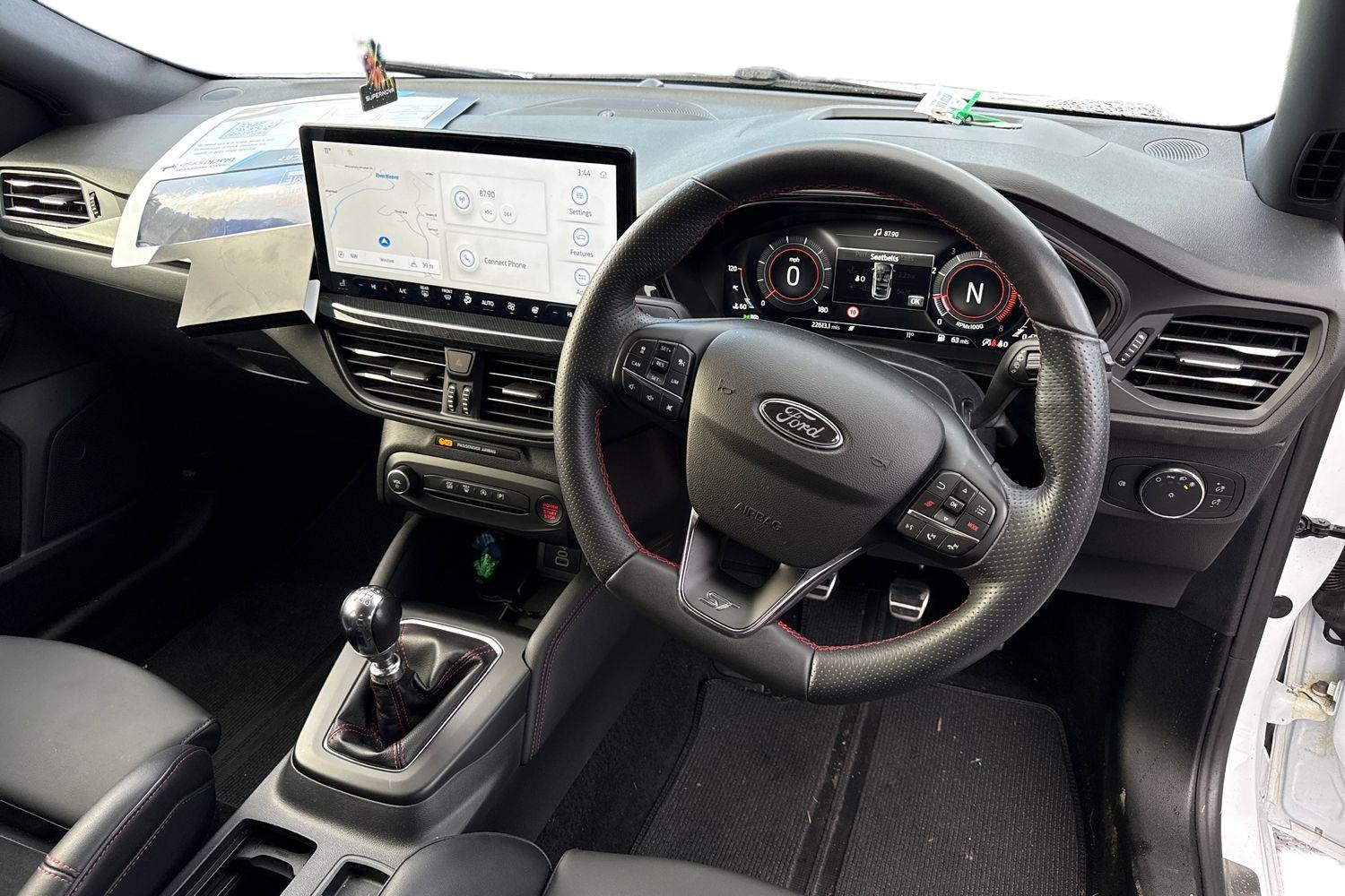 Used Ford Focus 2023 for sale - 76357707: Photo 3