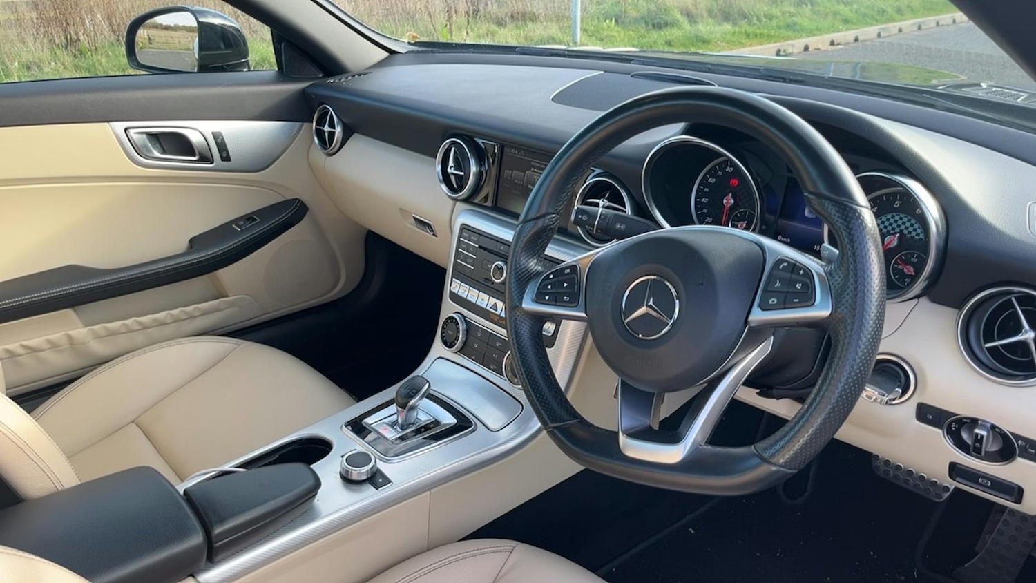 Used Mercedes-Benz SLC 2018 for sale - 77904454: Photo 5
