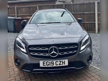 Mercedes-Benz - GLA