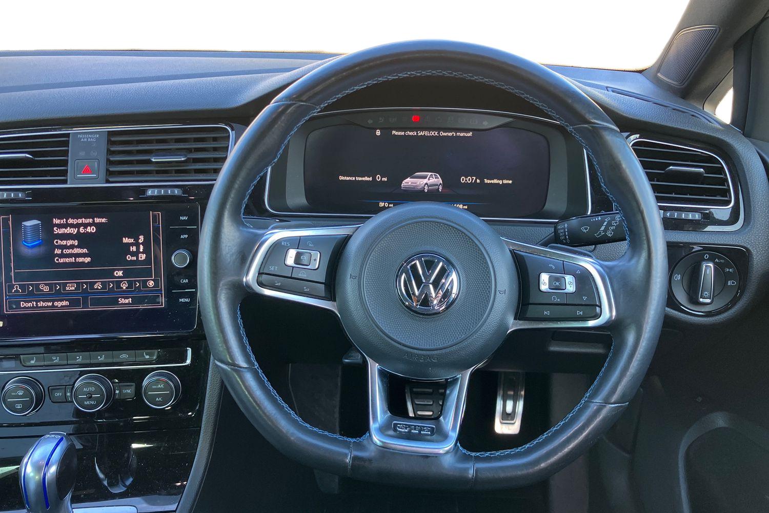 Used Volkswagen Golf 2017 for sale - 77527708: Photo 5