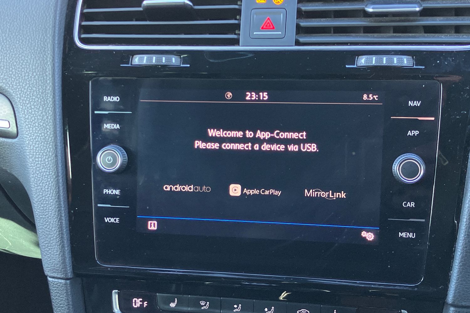 Used Volkswagen Golf 2017 for sale - 77527708: Photo 8