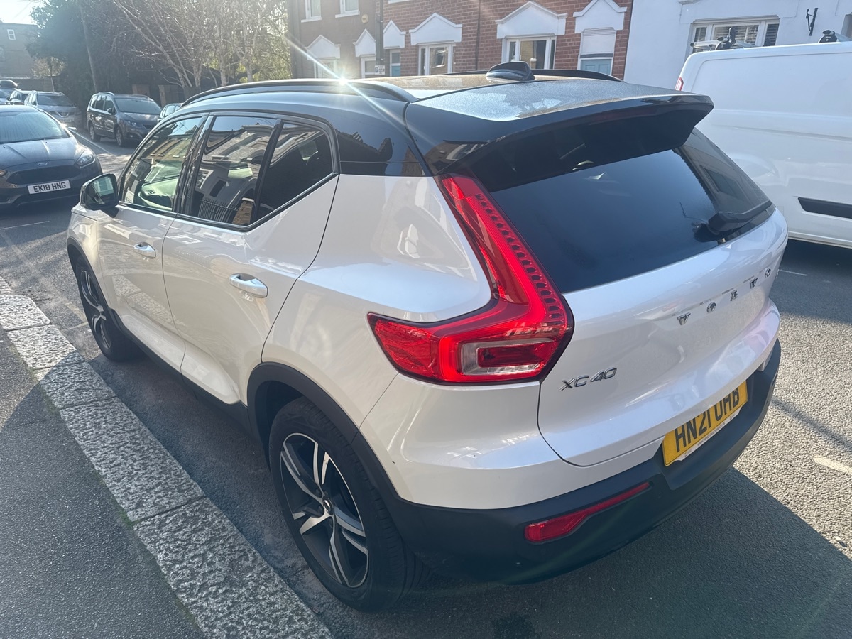 Used Volvo XC40 2021 for sale - 77951895: Photo 4