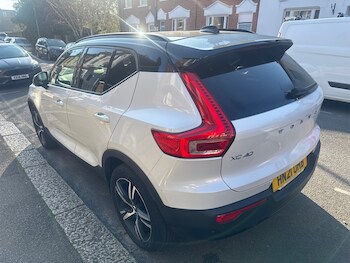 Used Volvo XC40 2021 for sale - 77951895: Photo