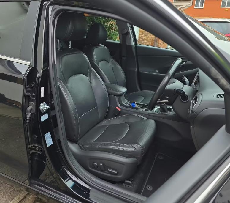 Used Hyundai i30 2018 for sale - 77654231: Photo 5