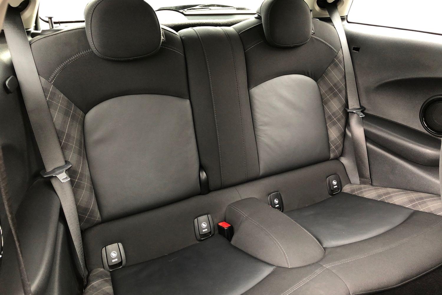 Used MINI Hatch 2019 for sale - 77706969: Photo 19