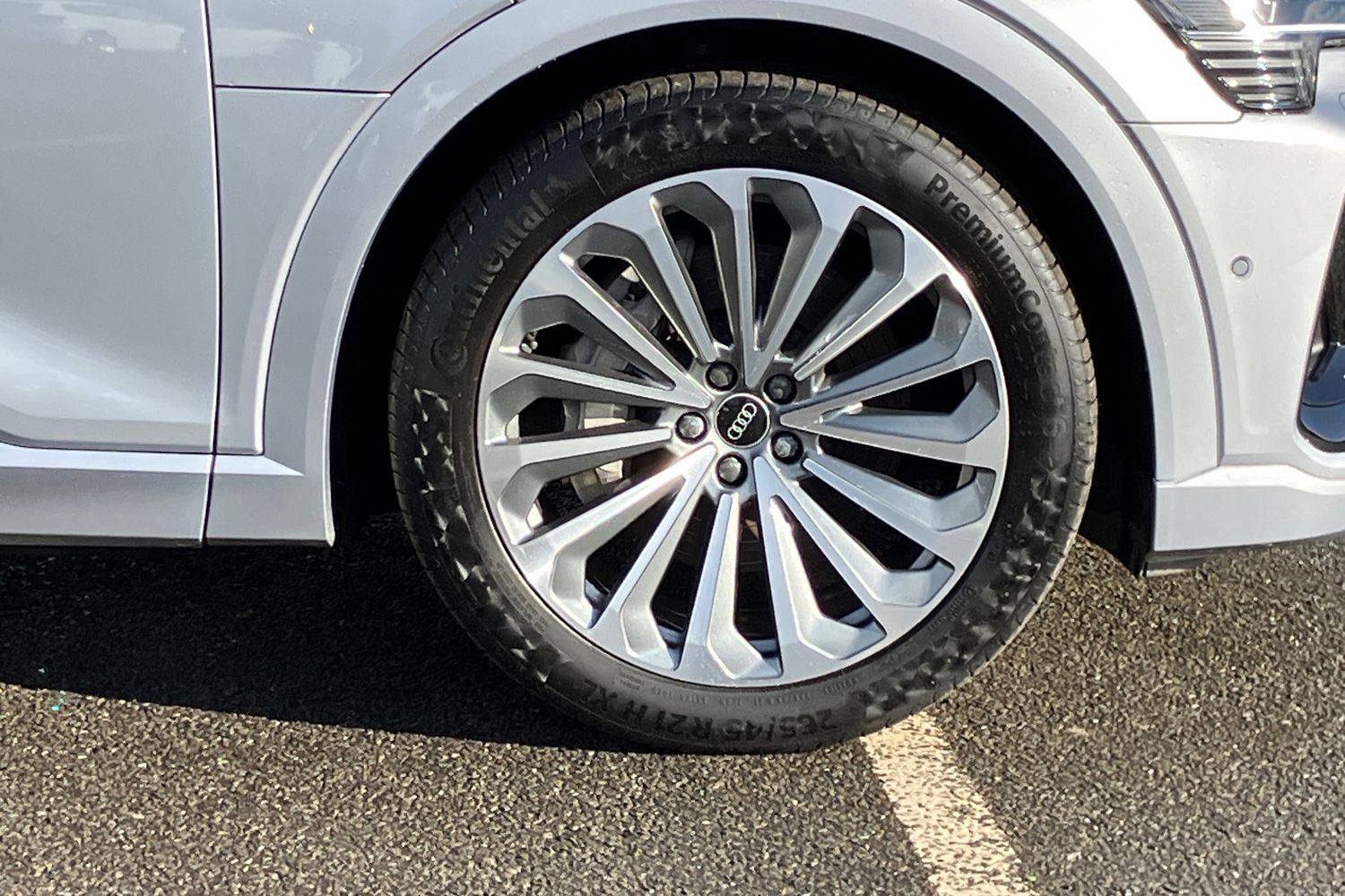 Used Audi e-tron 2021 for sale - 76280863: Photo 24