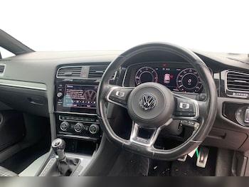 Used Volkswagen Golf 2018 for sale - 75360857: Photo