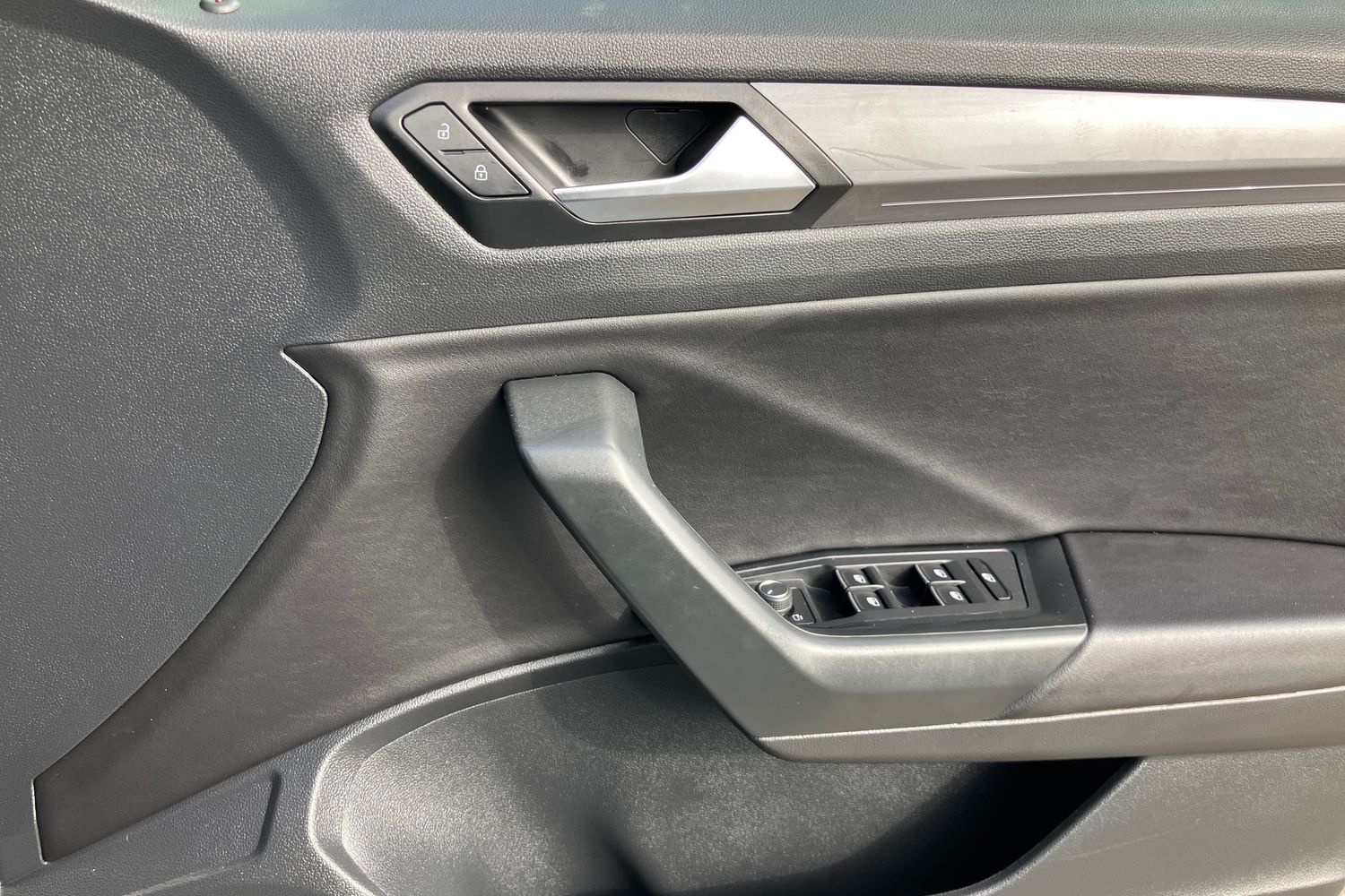 Used Volkswagen T-Roc 2022 for sale - 77514933: Photo 23