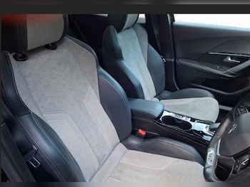 Used Peugeot 2008 2020 for sale - 78971591: Photo