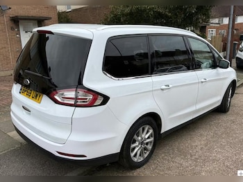 Used Ford Galaxy 2019 for sale - 77687057: Photo