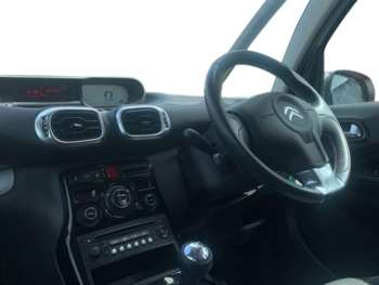 Used Citroen C3 Picasso 2017 for sale - 74890583: Photo