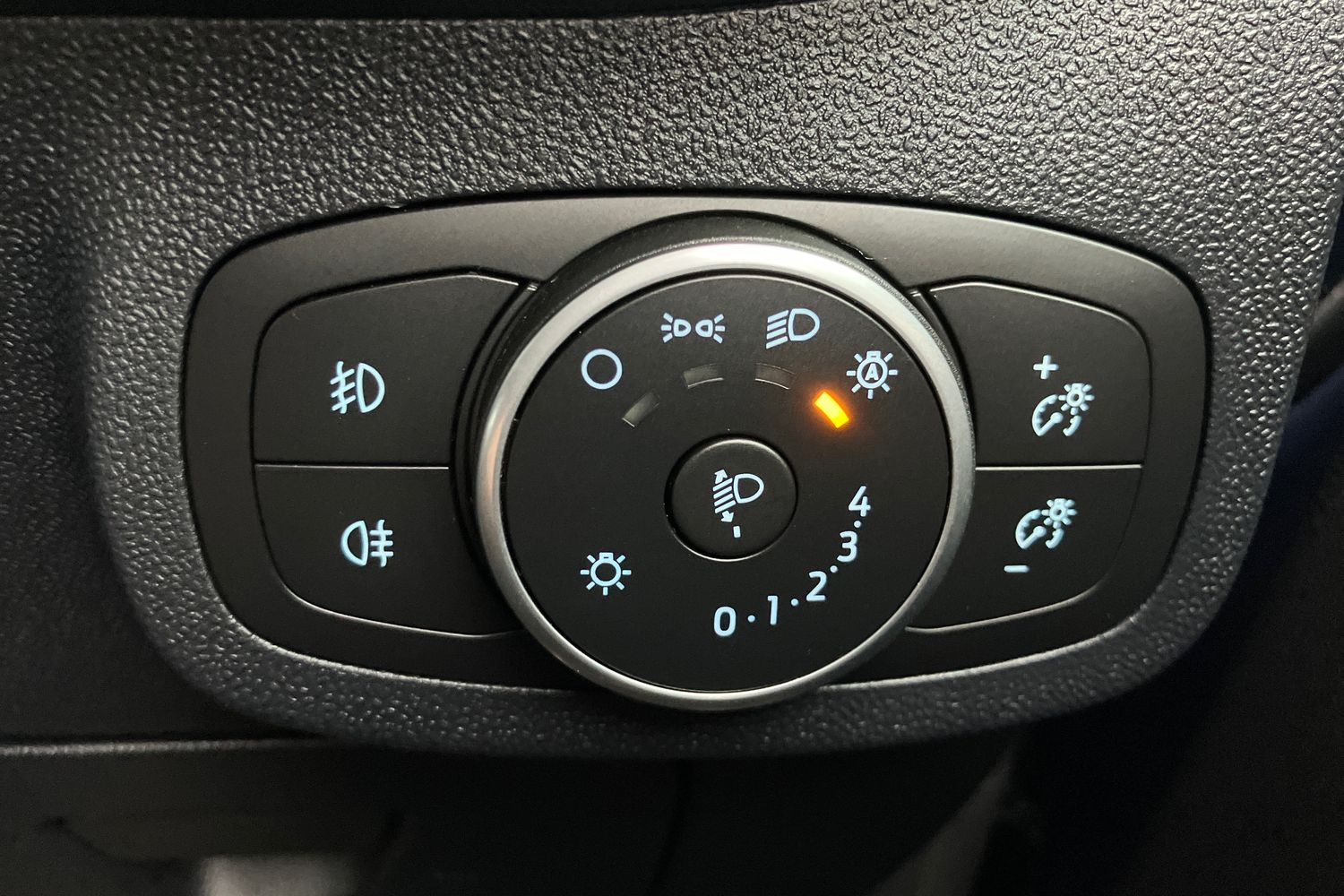 Used Ford Fiesta 2020 for sale - 76662234: Photo 17