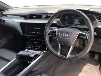 Used Audi e-tron 2021 for sale - 74949276: Photo