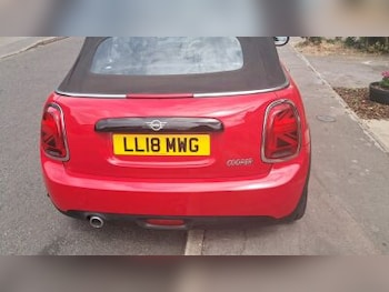 Used MINI Convertible 2018 for sale - 79301762: Photo