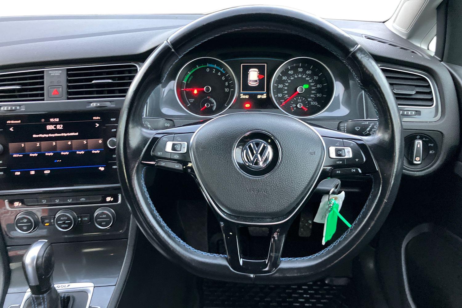 Used Volkswagen Golf 2020 for sale - 76654437: Photo 5