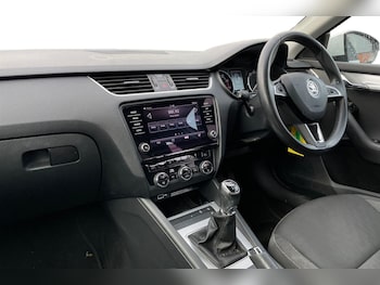 Used Skoda Octavia 2018 for sale - 79355232: Photo