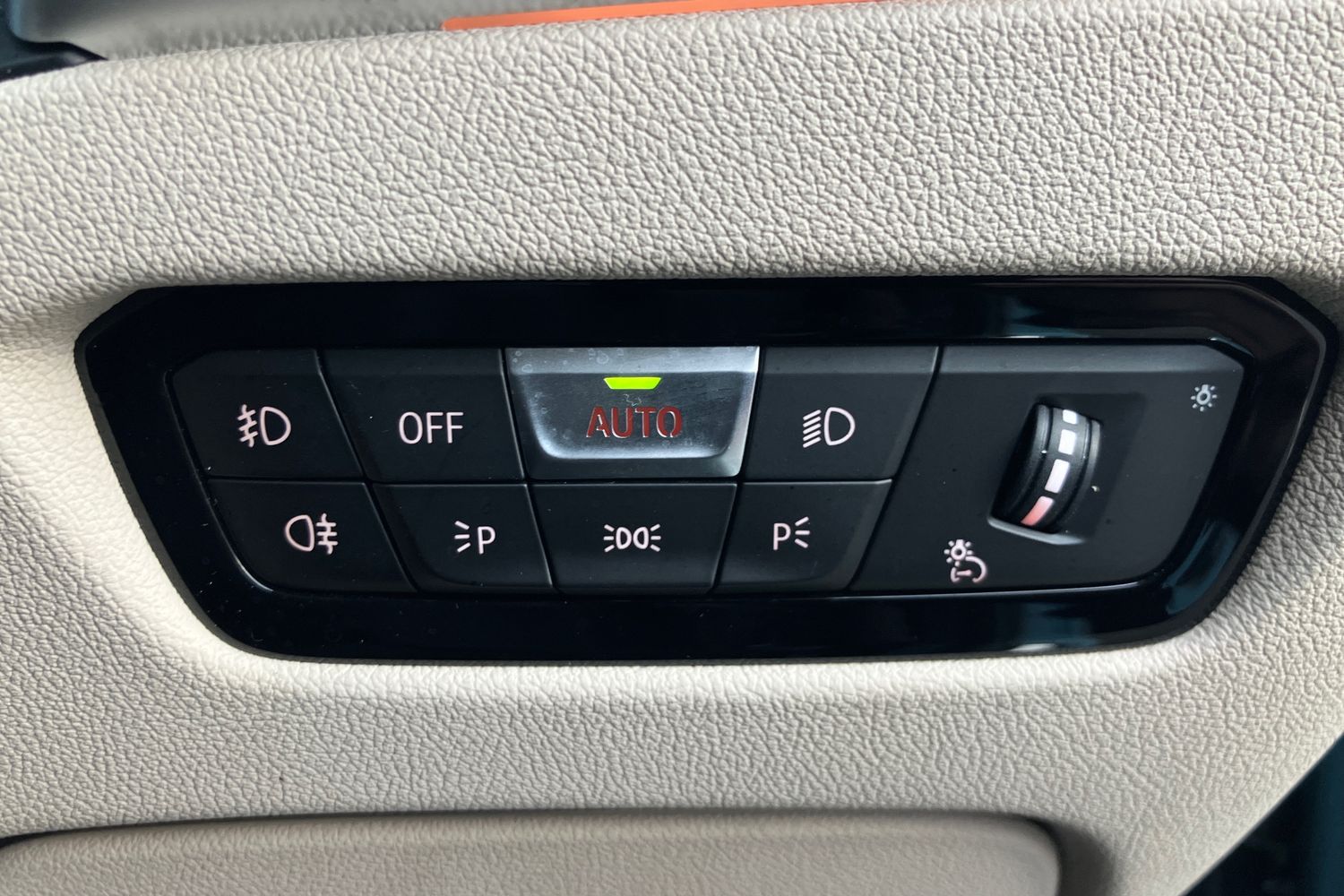 Used BMW 3 Series 2019 for sale - 77514857: Photo 22