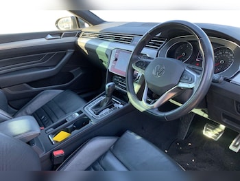 Used Volkswagen Passat 2021 for sale - 76624956: Photo