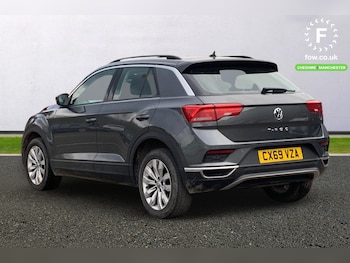 Used Volkswagen T-Roc 2019 for sale - 78091972: Photo