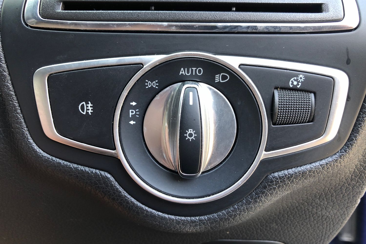 Used Mercedes-Benz C-Class 2020 for sale - 76119869: Photo 14