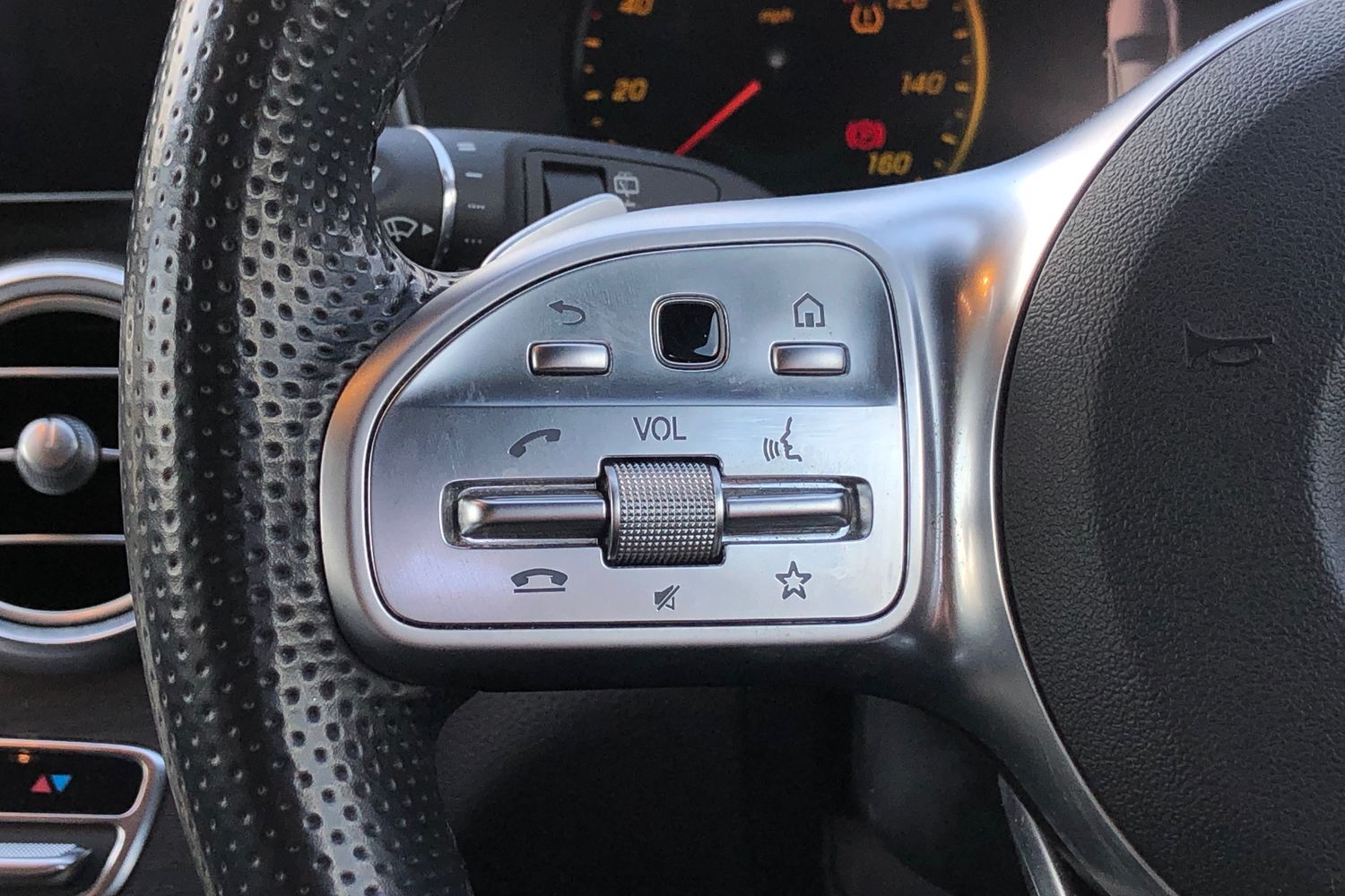 Used Mercedes-Benz C-Class 2020 for sale - 76119869: Photo 6