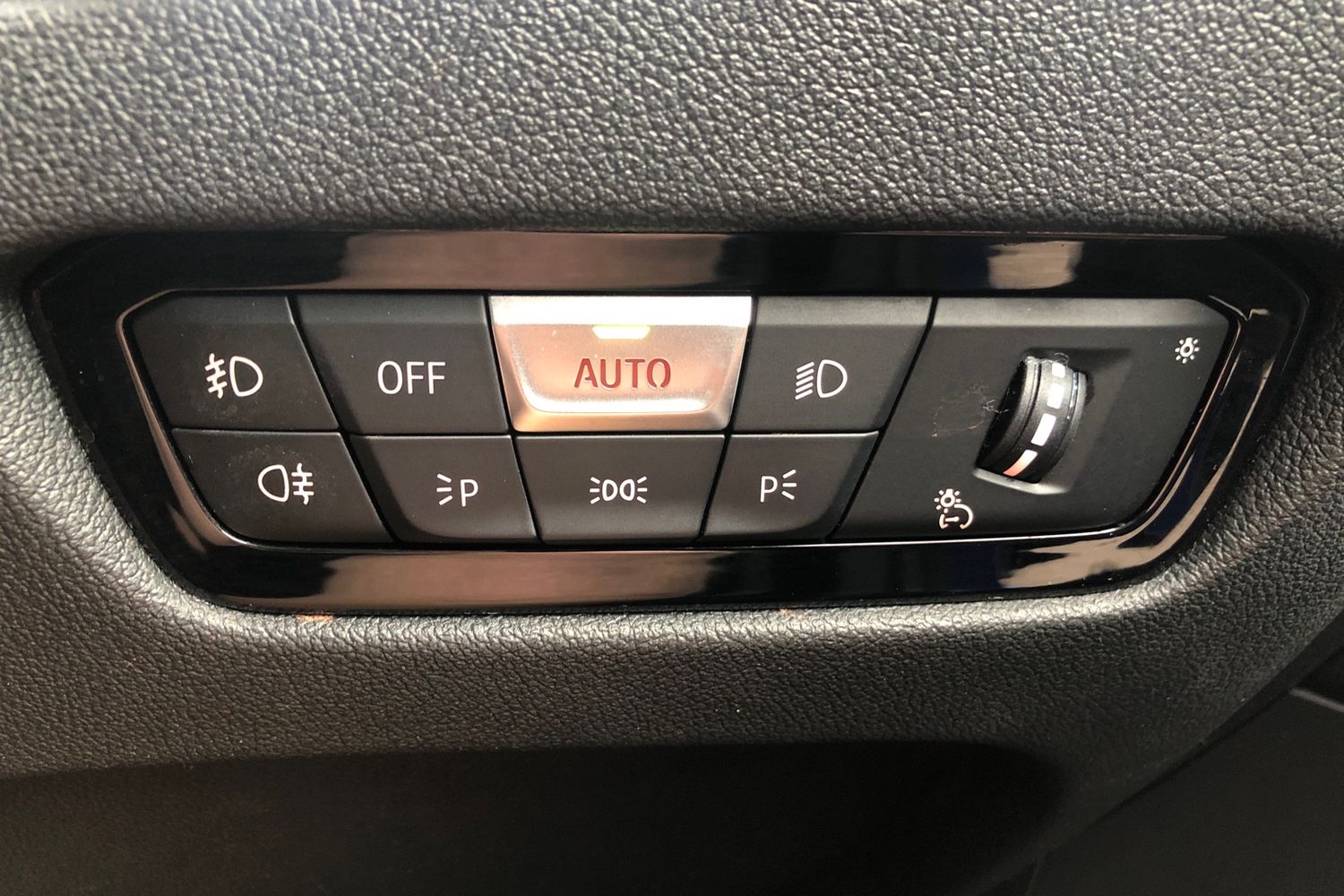 Used BMW 3 Series 2019 for sale - 76257082: Photo 14