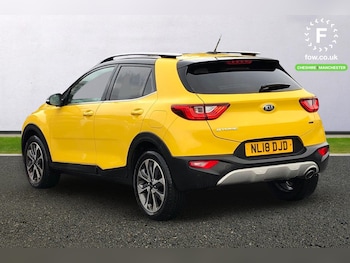 Used Kia Stonic 2018 for sale - 77527649: Photo