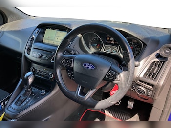 Used Ford Focus 2017 for sale - 79612672: Photo