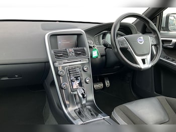 Used Volvo XC60 2017 for sale - 75398851: Photo