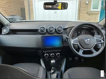 Used Dacia Duster 2022 for sale - 78325686: Photo