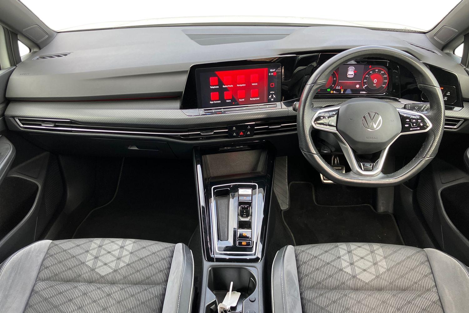 Used Volkswagen Golf 2024 for sale - 77194885: Photo 3