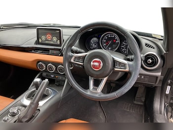 Used Fiat 124 Spider 2018 for sale - 76115002: Photo 3