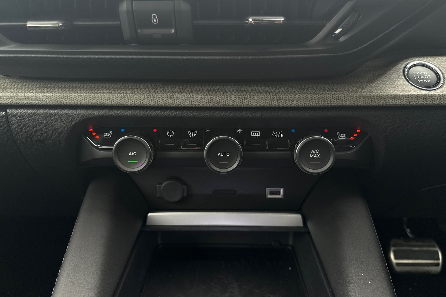 Used Citroen C5 X 2024 for sale - 76979195: Photo 7