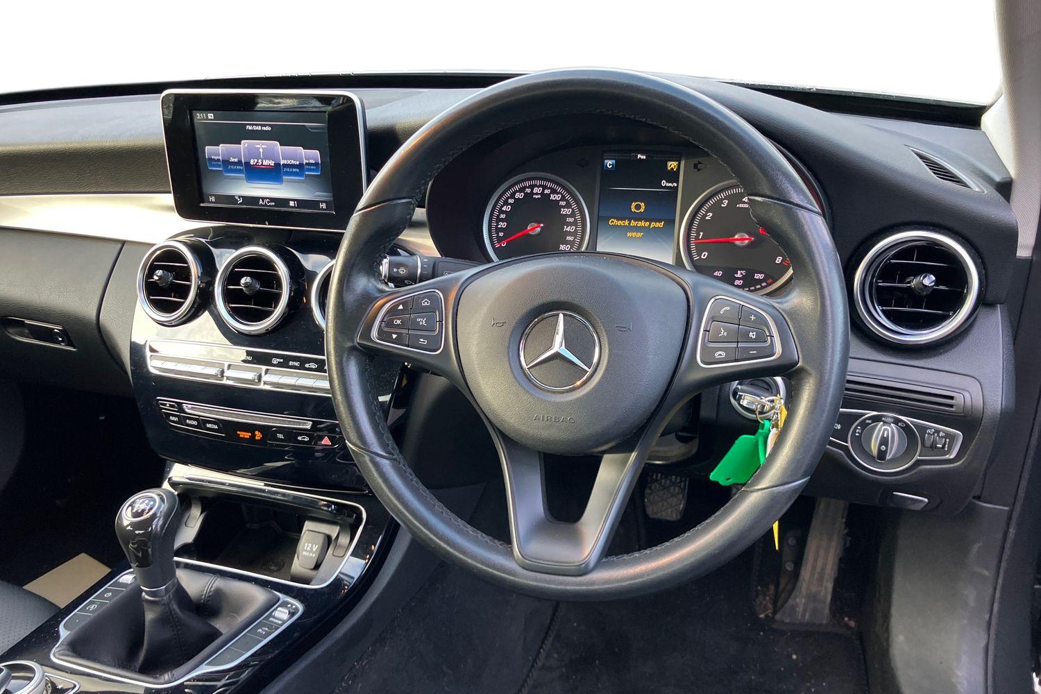 Used Mercedes-Benz C Class 2017 for sale - 77383013: Photo 3