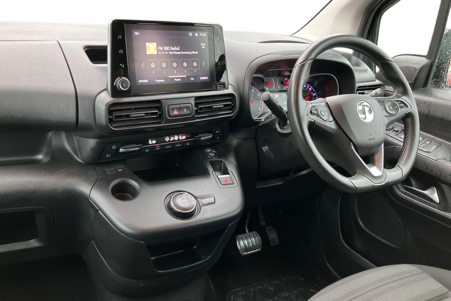 Used Vauxhall Combo Life 2022 for sale - 75962559: Photo 4
