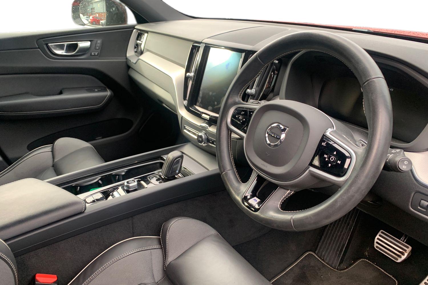 Used Volvo XC60 2020 for sale - 76718519: Photo 3