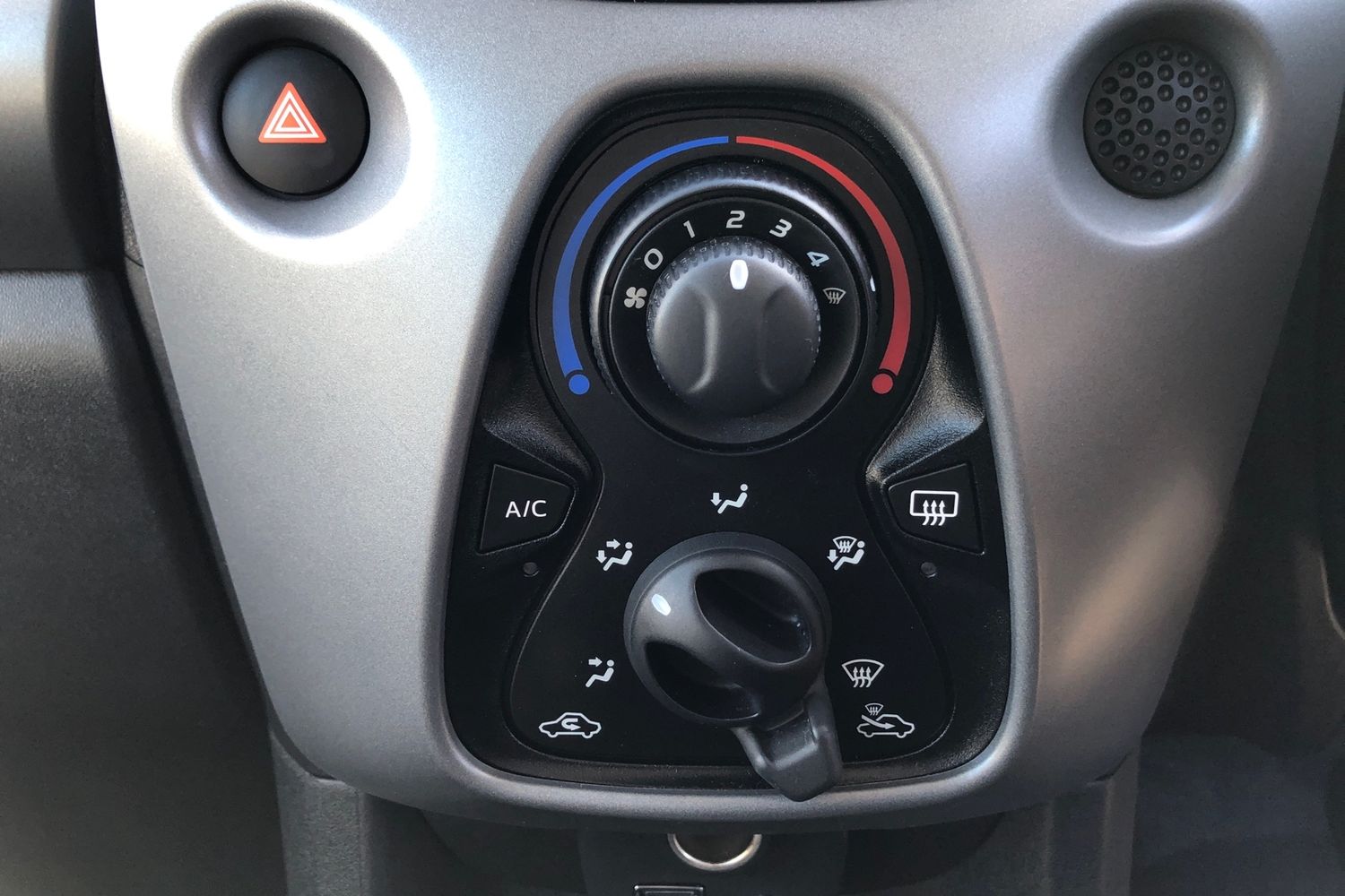 Used Toyota AYGO 2020 for sale - 77961516: Photo 12