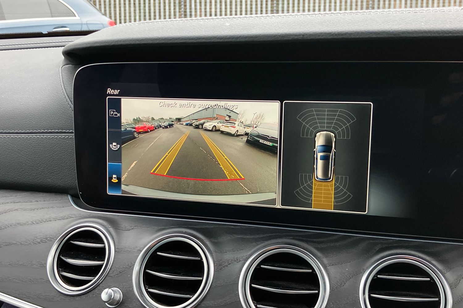 Used Mercedes-Benz E Class 2018 for sale - 77527319: Photo 11