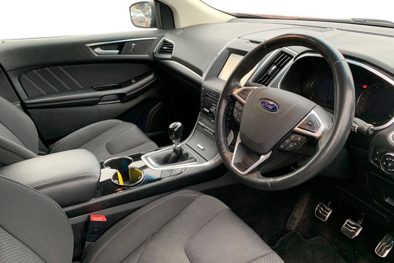 Used Ford Edge 2017 for sale - 76739479: Photo 3