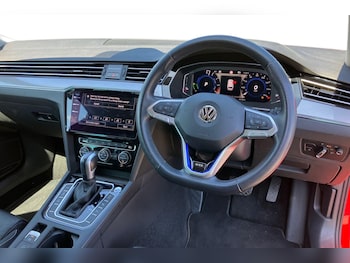 Used Volkswagen Passat 2020 for sale - 78579570: Photo