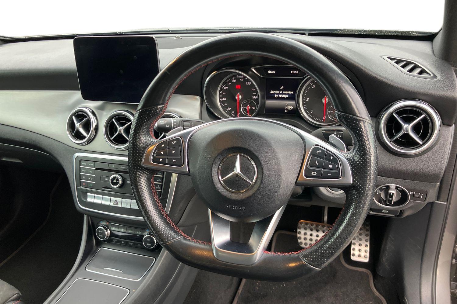 Used Mercedes-Benz GLA 2018 for sale - 77527546: Photo 3