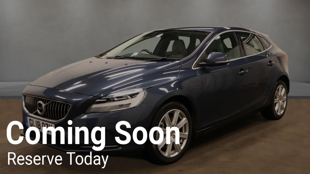 Used Volvo V40 2018 for sale - 77674998: Photo 2