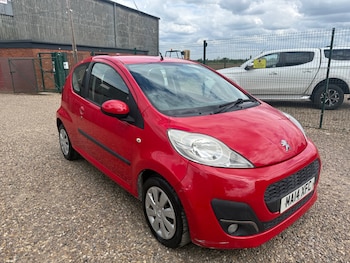 Used Peugeot 107 2014 for sale - 79068249: Photo