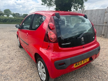 Used Peugeot 107 2014 for sale - 79068249: Photo