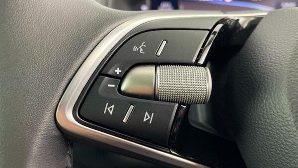 Used Skoda Karoq 2025 for sale - 75266442: Photo 24