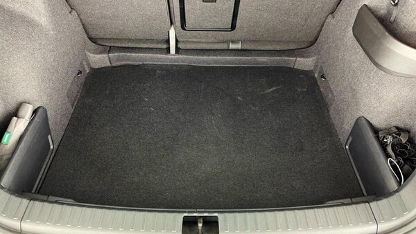 Used Skoda Karoq 2025 for sale - 75266442: Photo 29