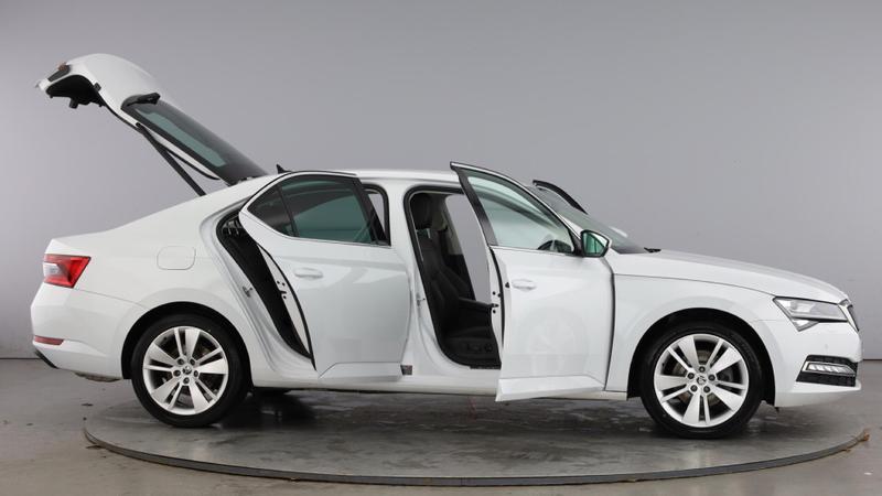Used Skoda Superb 2022 for sale - 76170471: Photo 11