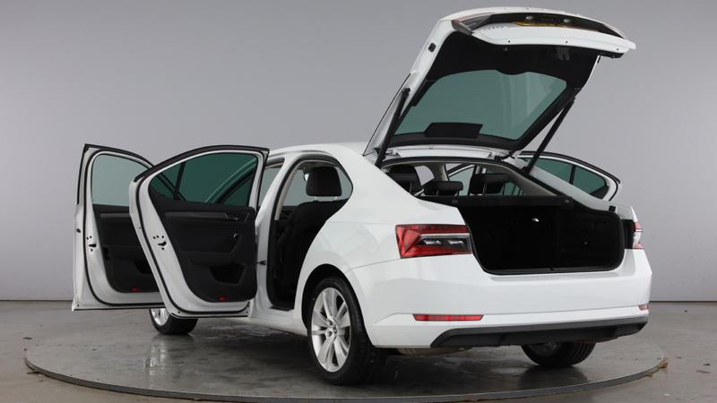 Used Skoda Superb 2022 for sale - 76170471: Photo 12