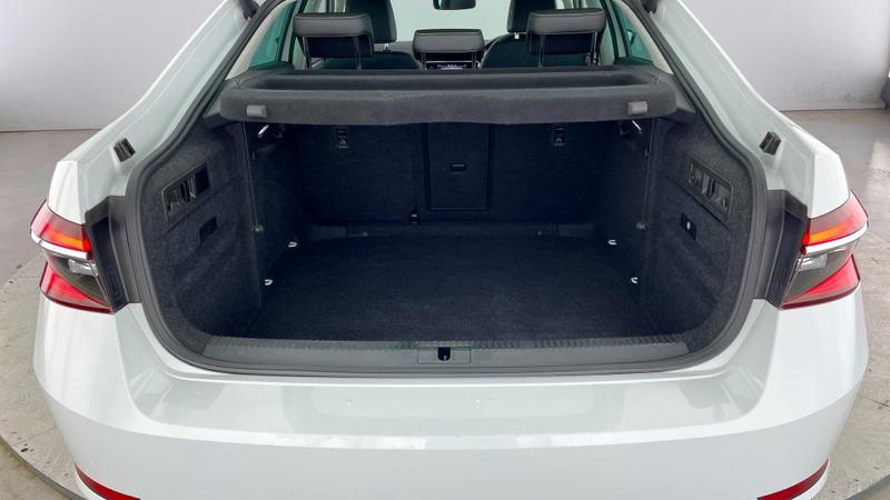 Used Skoda Superb 2022 for sale - 76170471: Photo 33